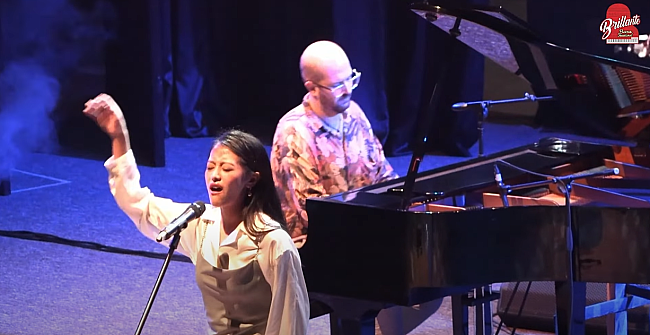 Aki Spadaro and Akhrieze performance | Brillante festival